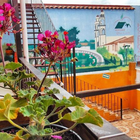 Bonito Departamento Fam cómodo capacidad 11 pax planta baja Zacatlán Exterior foto