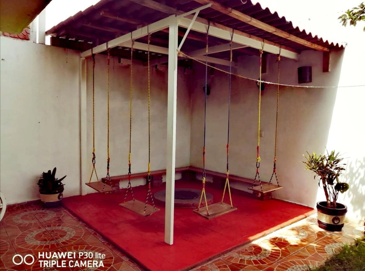 Bonito Departamento Fam cómodo capacidad 11 pax planta baja Zacatlán Exterior foto